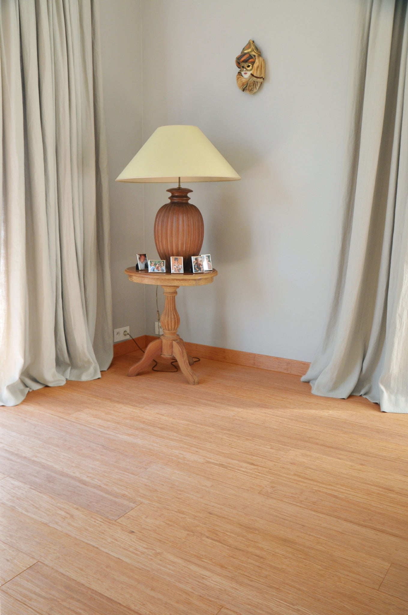 BambooTouch Intemporel Style - Gold massief vernis - 12 x 142 x 1850mm - Afbeelding 2